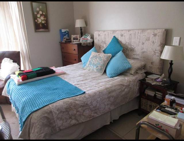 1 BEDROOM TOWNHOUSE FOR SALE IN RETIRE AT MIDSTREAM